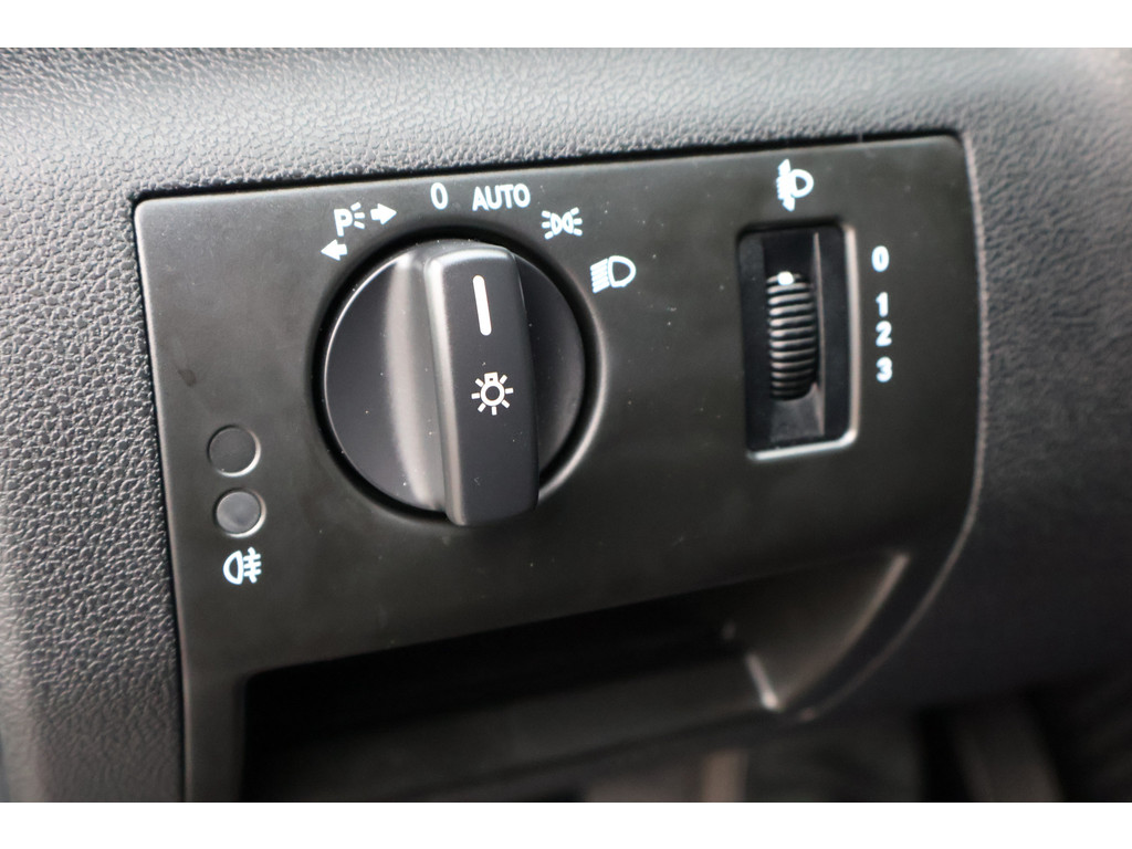 Mercedes-Benz A-Klasse 160 Business Class I Automaat I Tempomaat I Airco I Bluetooth I LM Velgen I Nederlandse auto I 50193226-3.jpg | Sterdome B.V.