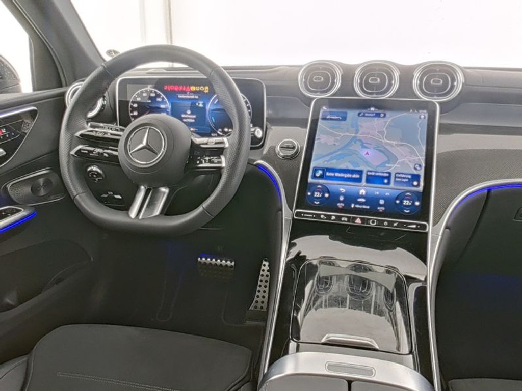 Mercedes-Benz GLC 400e 4MATIC AMG 381 PK I 2025 I Panorama dak I Head-up I 360 camera I Trekhaak I Burmester I Keyless Go I 20'' velgen I I Niveau 50255324-4.jpg | Sterdome B.V.