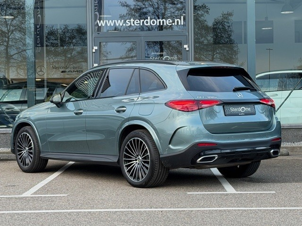 Mercedes-Benz GLC 300e 4MATIC AMG line l Airmatic l Panoramadak l Meesturende Achteras l Memory l MBUX l DIGITAL LIGHT l 360 gr Camera l Distronic 50260452-4.jpg | Sterdome B.V.