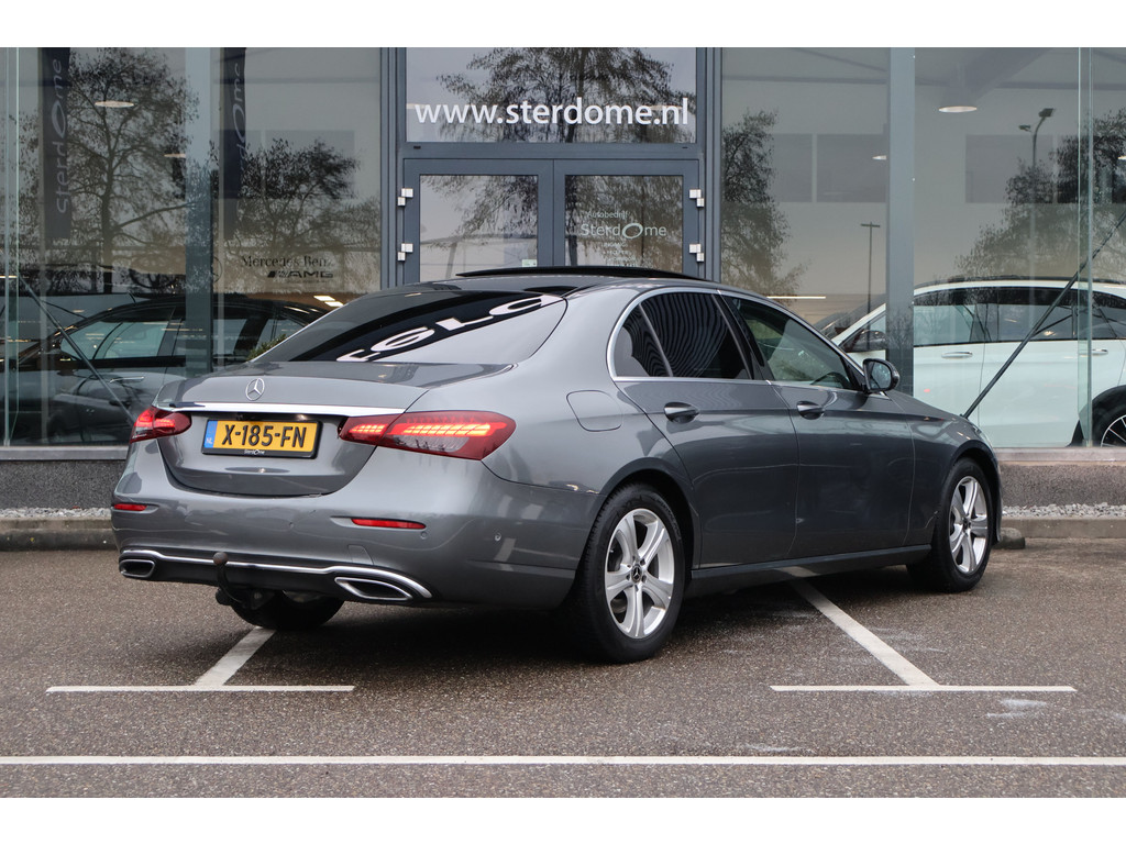 Mercedes-Benz E-Klasse 220 d Exclusive Line l Panoramadak l Trekhaak l Widescreen l Deelbare achterbank l LED HIGH PERFORMANCE lStoelverwarming l Dode 50401092-2.jpg | Sterdome B.V.