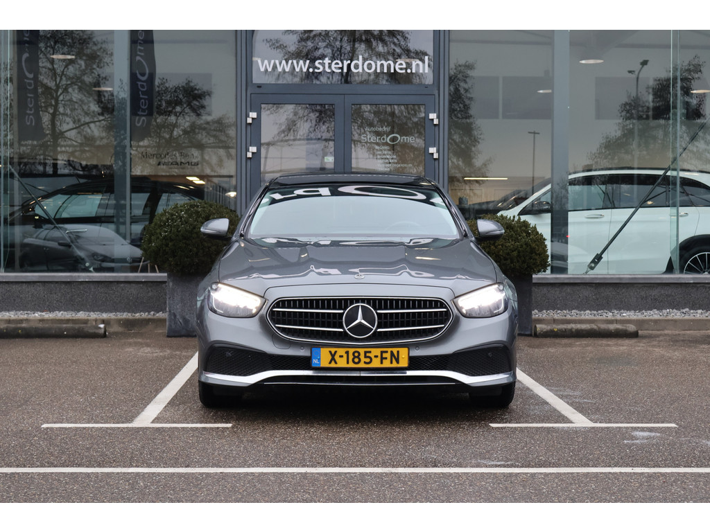 Mercedes-Benz E-Klasse 220 d Exclusive Line l Panoramadak l Trekhaak l Widescreen l Deelbare achterbank l LED HIGH PERFORMANCE lStoelverwarming l Dode 50401092-4.jpg | Sterdome B.V.