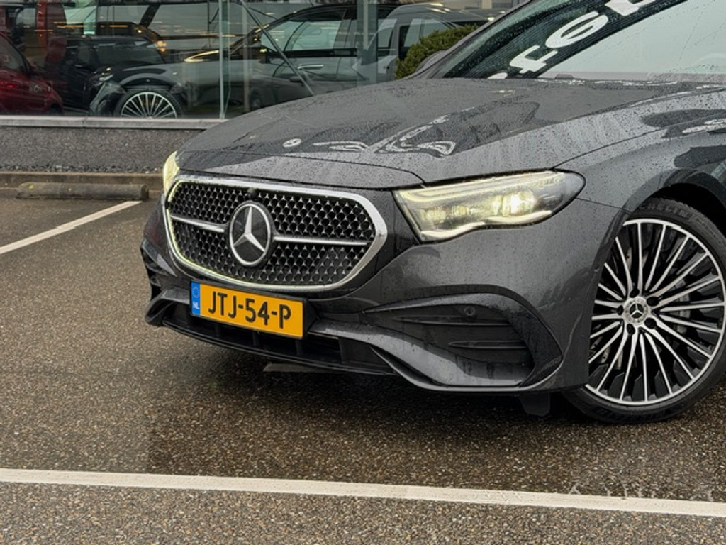 Mercedes-Benz E-Klasse 400 e 4MATIC AMG Line l Techniek pakket l Panoramadak l Hyperscreen l Meesturende achteras l 50571534-1.jpg | Sterdome B.V.