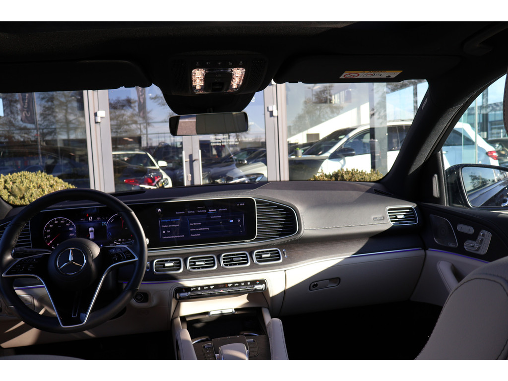 Mercedes-Benz GLE 400 e 4MATIC AMG Line Premium Plus l Panoramadak l AIRMATIC l MBUX l HEAD-UP l Wegklapbare trekhaak l Distronic Plus l MULTIBEAM 50675695-3.jpg | Sterdome B.V.