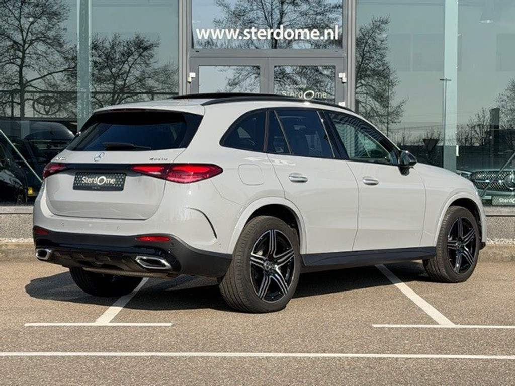 Mercedes-Benz GLC 400e 4MATIC AMG Line Premium 381 PK I MANUFAKTUR ALPINE I Panorama dak I Trekhaak I 360 camera I DIGITAL LIGHT I Memory stoelen 51427746-3.jpg | Sterdome B.V.