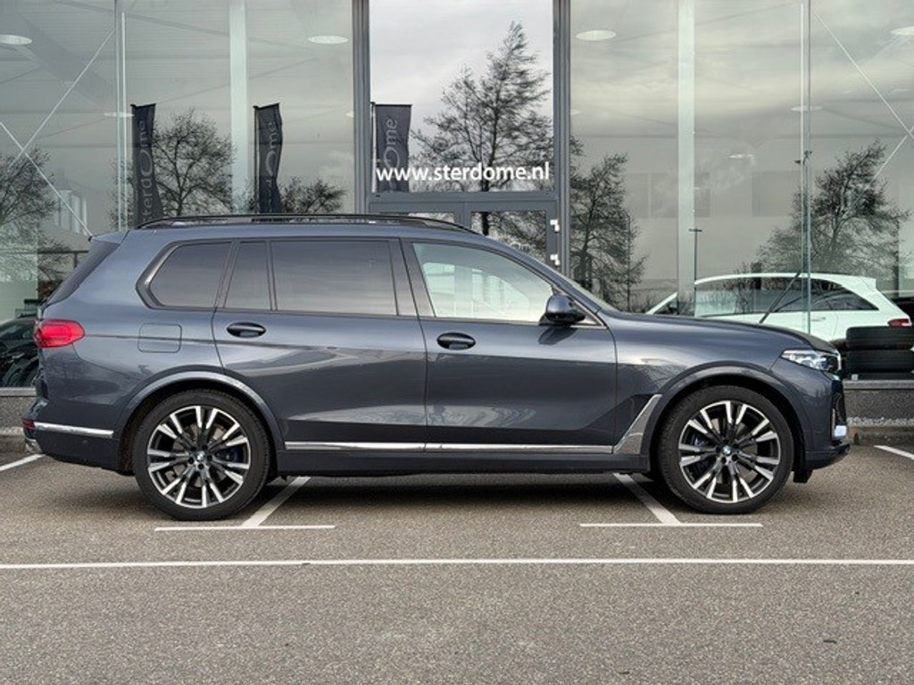 BMW X7 xDrive40i 6p. l 340 PK l Panodak Skylounge l LASER l HUD l 3500 Ahw gewicht l Memory l B &W l 360 Camera l Stuurverw. l Stoelver 51588442-2.jpg | Sterdome B.V.