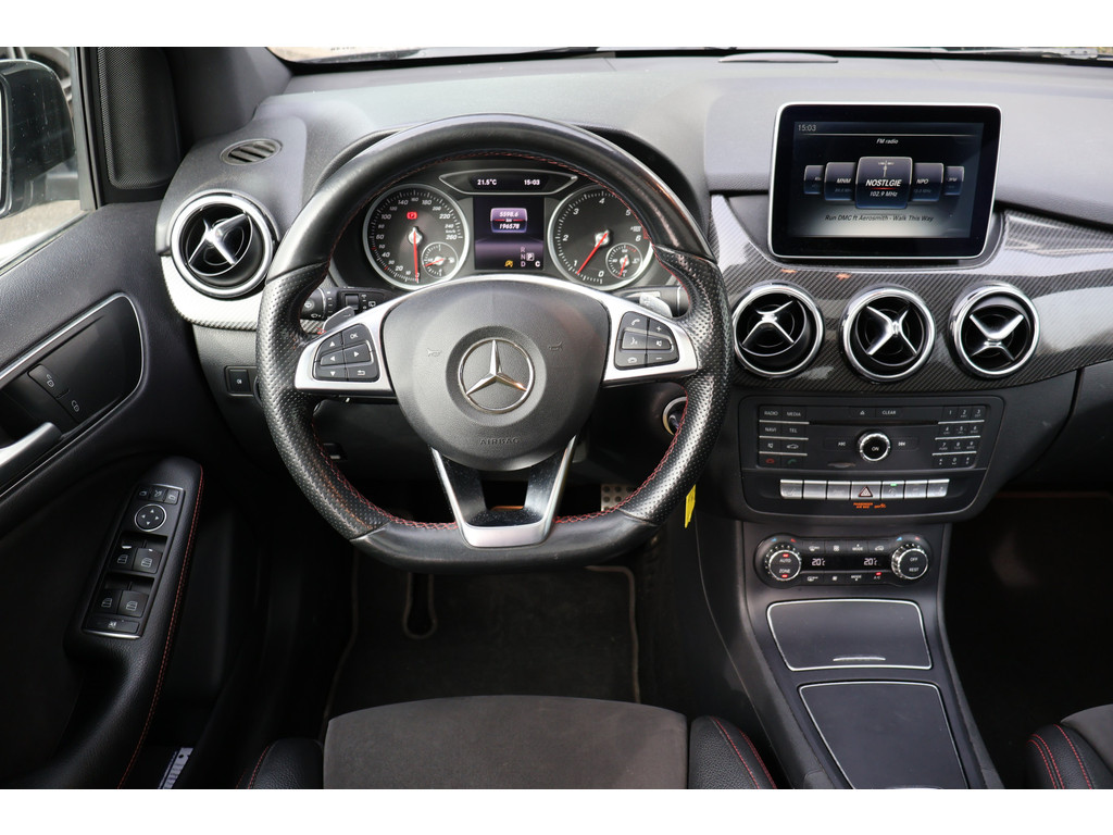Mercedes-Benz B-Klasse 200 d AMG line Prestige l Panoramadak l Distronic l Trekhaak l LED l 51866169-1.jpg | Sterdome B.V.