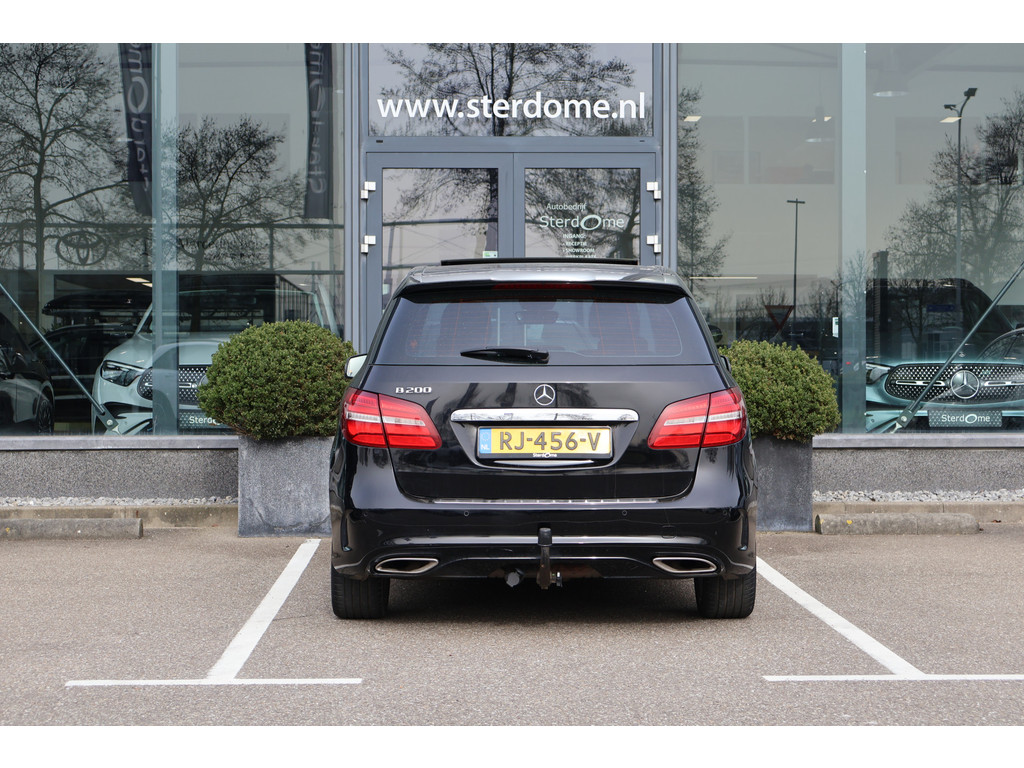 Mercedes-Benz B-Klasse 200 d AMG line Prestige l Panoramadak l Distronic l Trekhaak l LED l 51866169-4.jpg | Sterdome B.V.