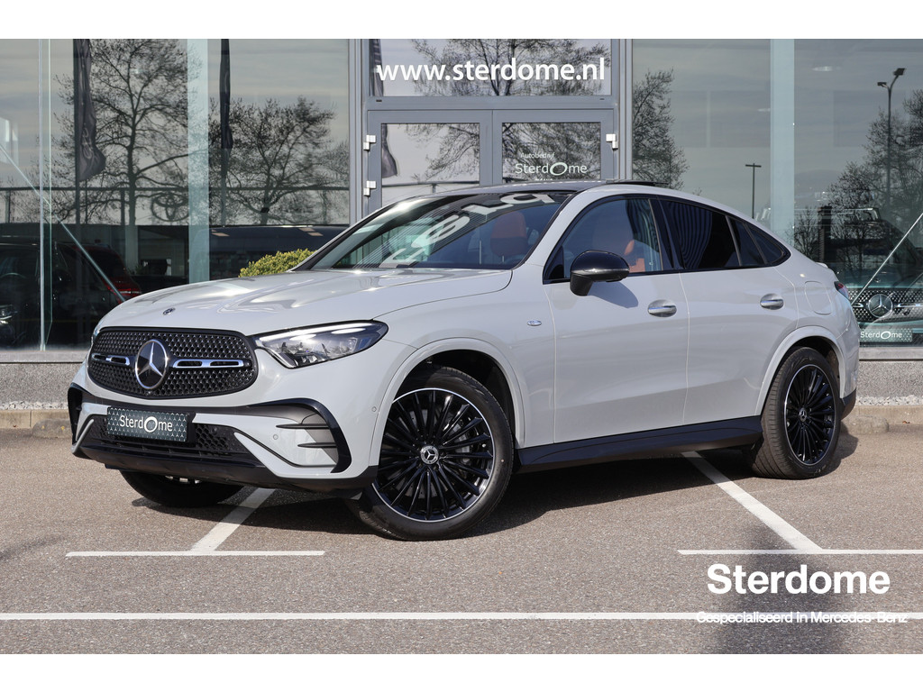Mercedes-Benz GLC Coupé 400e 4MATIC AMG Line I Luchtvering I Meesturende achteras I Panorama dak I NAPPA Leer I 360 camera I Trekhaak I HUD I Burm 52214835-0.jpg | Sterdome B.V.