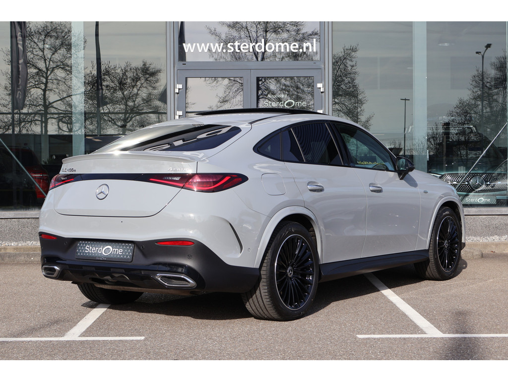 Mercedes-Benz GLC Coupé 400e 4MATIC AMG Line I Luchtvering I Meesturende achteras I Panorama dak I NAPPA Leer I 360 camera I Trekhaak I HUD I Burm 52214835-2.jpg | Sterdome B.V.