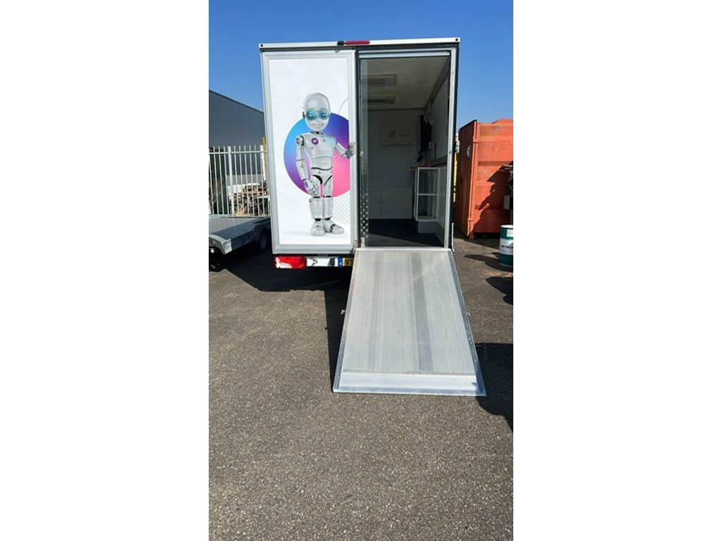 Mercedes-Benz Sprinter Bakwagen ( VERKOOPWAGEN ) 315 1.9 CDI L2 l Technologie Bus l (VERKOOPWAGEN / Ombouw naar Camper mogelijk) Luchtvering l MBUX l T 52300439-3.jpg | Sterdome B.V.