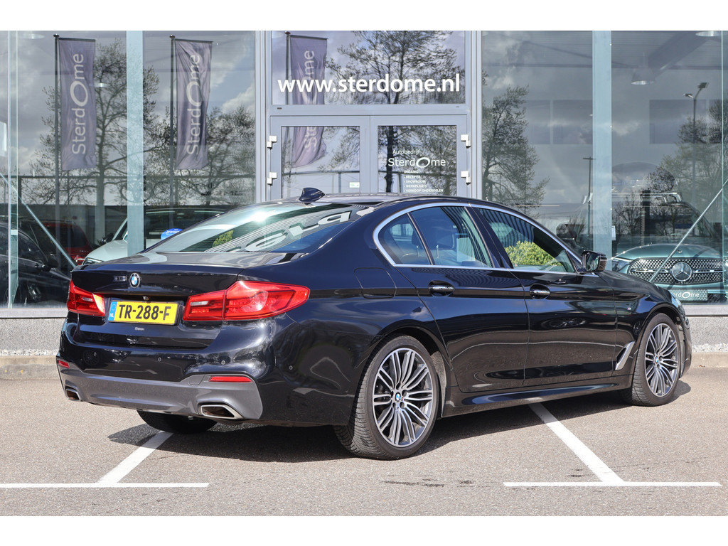 BMW 5 Serie 520d EDE High Executive M Sport pakket l LED Adaptief l Navigatie Professional l Airodynamica pakket l Driving Assistance l PDC 52456988-2.jpg | Sterdome B.V.