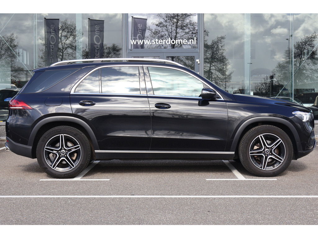 Mercedes-Benz GLE 300 d 4MATIC l Panoramadak l MBUX l Camera l LED High performance l Spiegel pakket l Smartphone integratie l Wegklapbare trekhaak l Elektrische bedienbare achterklep l Tempomaat l Dode hoek assistent l 52456995-2.jpg | Sterdome B.V.