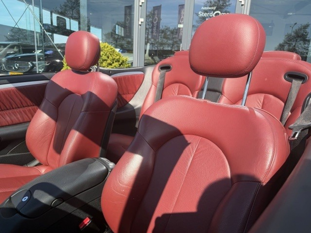 Mercedes-Benz CLK-Klasse Cabrio 350 Avantgarde AMG line l Memory pakket l Comand l PTS l Tempomaat l Airconditioning l Stoelverwarming l 52720369-1.jpg | Sterdome B.V.