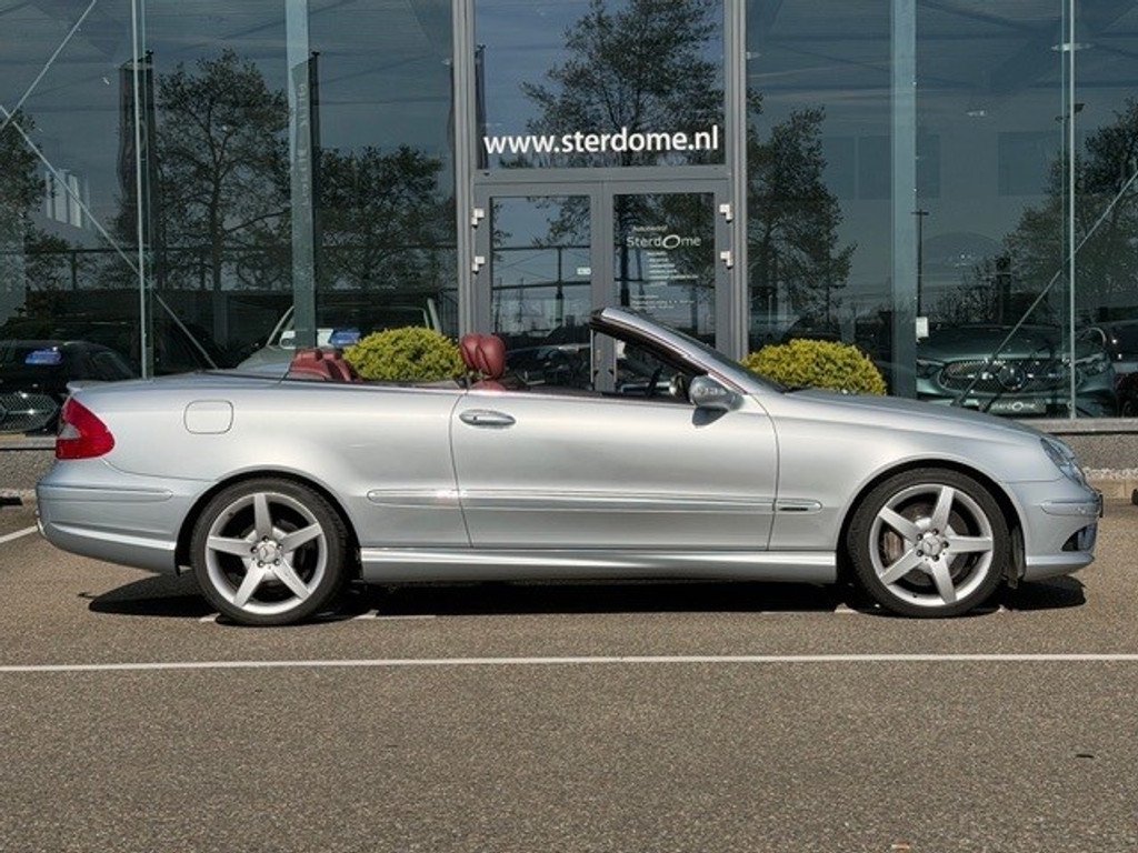 Mercedes-Benz CLK-Klasse Cabrio 350 Avantgarde AMG line l Memory pakket l Comand l PTS l Tempomaat l Airconditioning l Stoelverwarming l 52720369-2.jpg | Sterdome B.V.