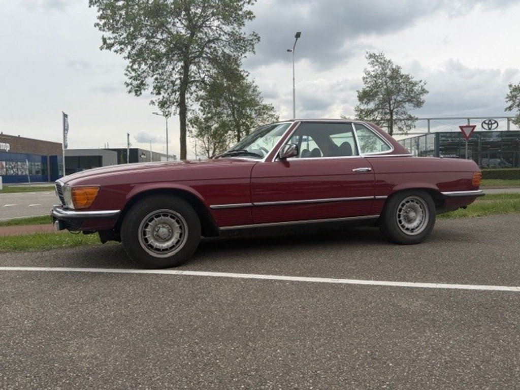 Mercedes-Benz SL-Klasse 280 SL roadster 52794515-4.jpg | Sterdome B.V.