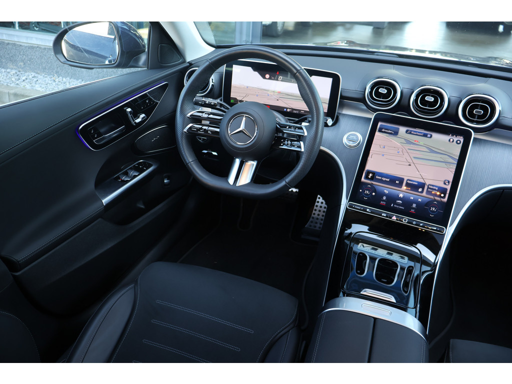 Mercedes-Benz C-Klasse Estate 200 d AMG Line l Panoramadak l Memory l Winterpakket l LED Adaptief l Keyless Go l MBUX l Camera l Sfeerverlichting l Weg 53079916-1.jpg | Sterdome B.V.