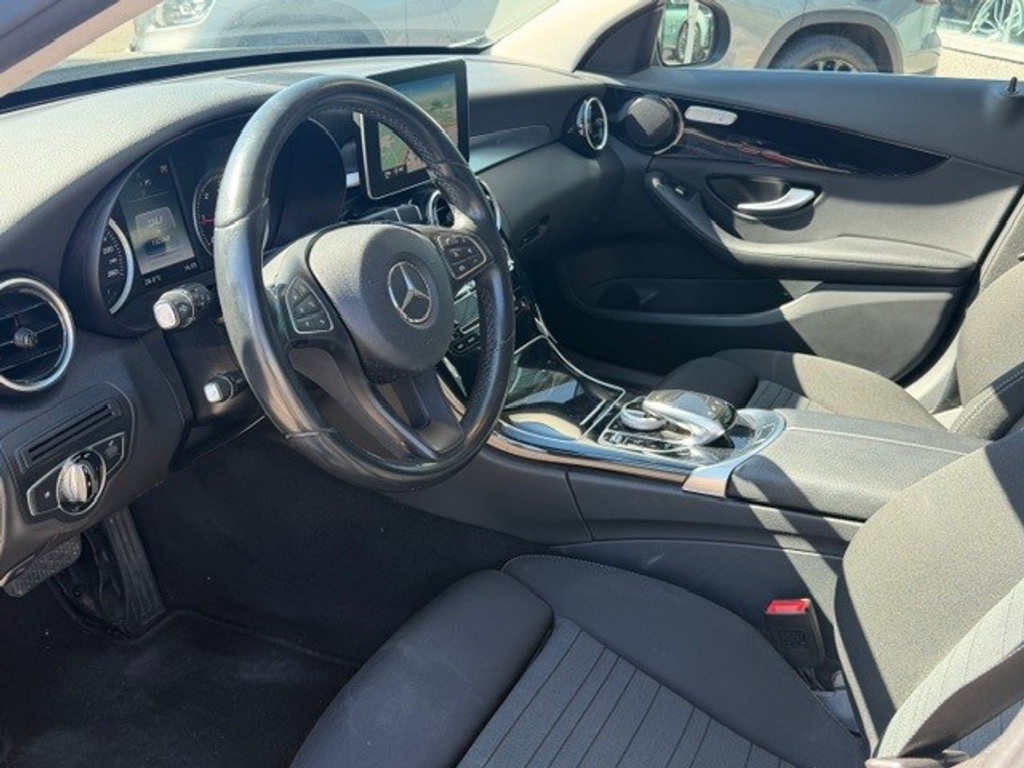 Mercedes-Benz C-Klasse Estate 200 CDI l Ambition l LED l Wegklapbare trekhaak l PTS l Regensensor l Comand APS l Airco l Interieur verlichtingspakket l 53172853-1.jpg | Sterdome B.V.