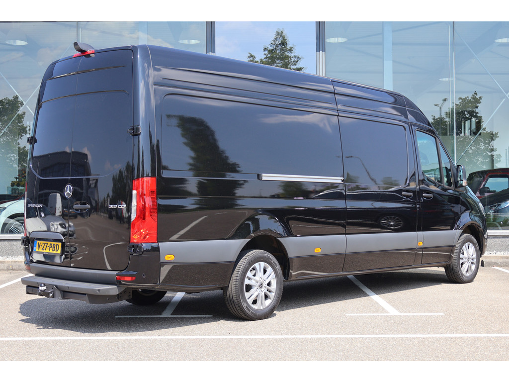 Mercedes-Benz Sprinter 319 1.9 CDI L3 I Stoelverwarming I Lederen bekleding I Trekhaak I Geveerde stoel I Betimmerd I Led I 53351489-4.jpg | Sterdome B.V.