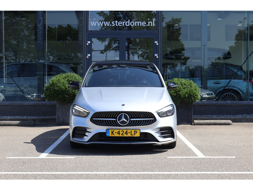 Mercedes-Benz B-Klasse 220 AMG Line l Panoramadak l Nightpakket l LED High Performance l MBUX l Camera l Smartphone Integratie l Stoelverwarming l PTS 53763645-4.jpg | Sterdome B.V.