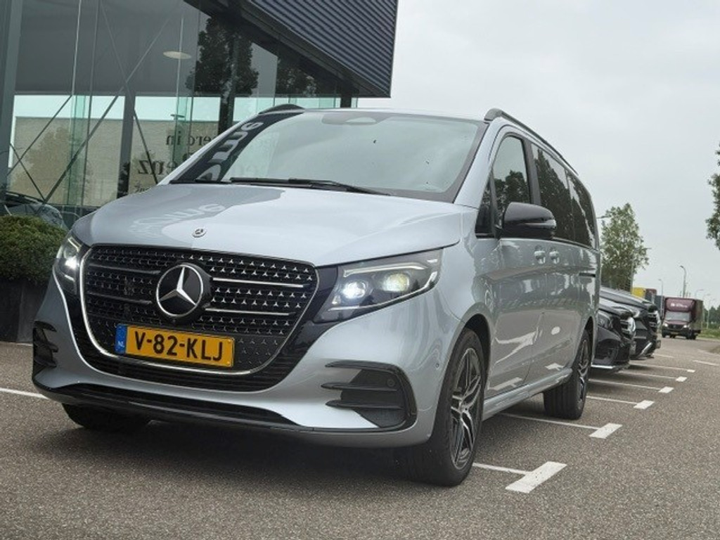 Mercedes-Benz V-Klasse 250d 4-MATIC L3 DC AMG optiek l Multibeam LED l winterpakket l electrische zijdeuren l MBUX l 360 gr Camera l THERMOTRONIC l Tre 54359236-2.jpg | Sterdome B.V.