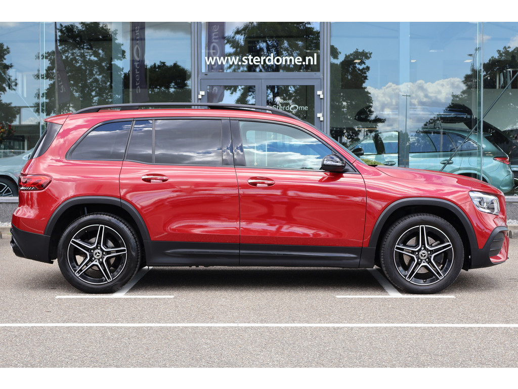 Mercedes-Benz GLB 200 Business Solution AMG 163 PK I Panoramadak I Trekhaak I Stoelverwarming I Tempomaat I Camera I Elektrische stoelen I Mulitib 54450531-4.jpg | Sterdome B.V.
