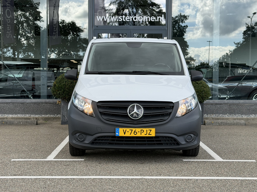 Mercedes-Benz Vito 114 CDI Lang 2.0 RWD I Trekhaak I Automaat I Distronic I Stoelverwarming I Camera I Audi MB 40 I Alarm klasse 3 I DAB I Airco l Regensensor l Tweezitsbank l 54554393-4.jpg | Sterdome B.V.