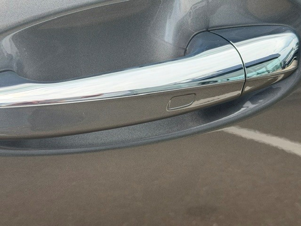Mercedes-Benz GLB 200 AMG Line Premium Plus l Panoramadak l MBUX l Multibeam LED l 360 gr Camera l Wegklapbare trekhaak l Keyless Go l Sfeerverlic 54618542-25.jpg | Sterdome B.V.