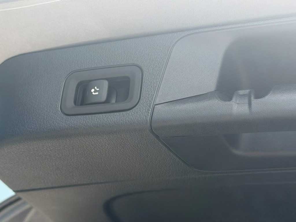 Mercedes-Benz GLB 200 AMG Line Premium Plus l Panoramadak l MBUX l Multibeam LED l 360 gr Camera l Wegklapbare trekhaak l Keyless Go l Sfeerverlic 54618542-32.jpg | Sterdome B.V.