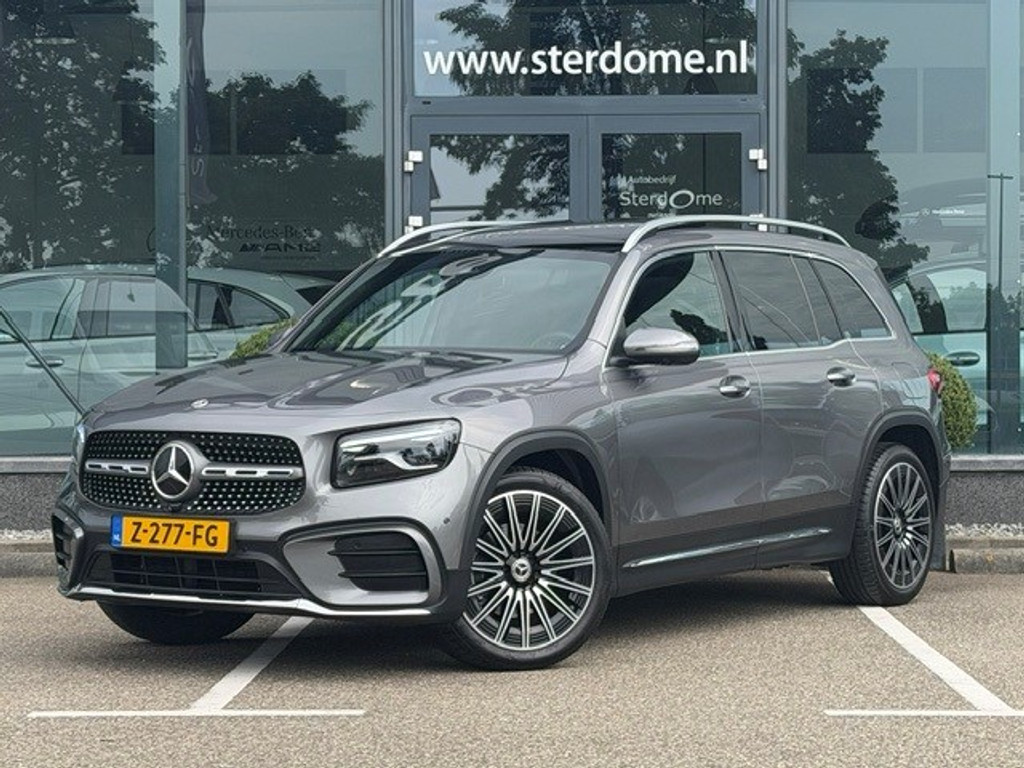 Mercedes-Benz GLB 200 AMG Line Premium Plus l Panoramadak l MBUX l Multibeam LED l 360 gr Camera l Wegklapbare trekhaak l Keyless Go l Sfeerverlic 54618542-38.jpg | Sterdome B.V.