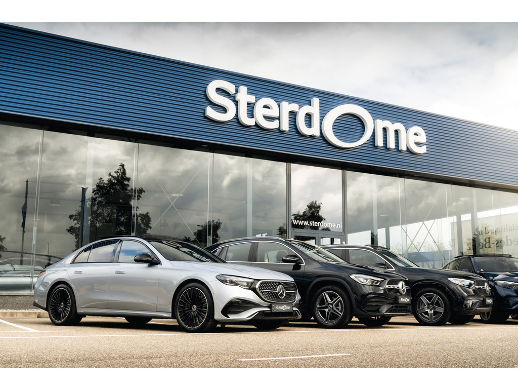 Mercedes-Benz GLB 200 AMG Line Premium Plus l Panoramadak l MBUX l Multibeam LED l 360 gr Camera l Wegklapbare trekhaak l Keyless Go l Sfeerverlic 54618542-41.jpg | Sterdome B.V.