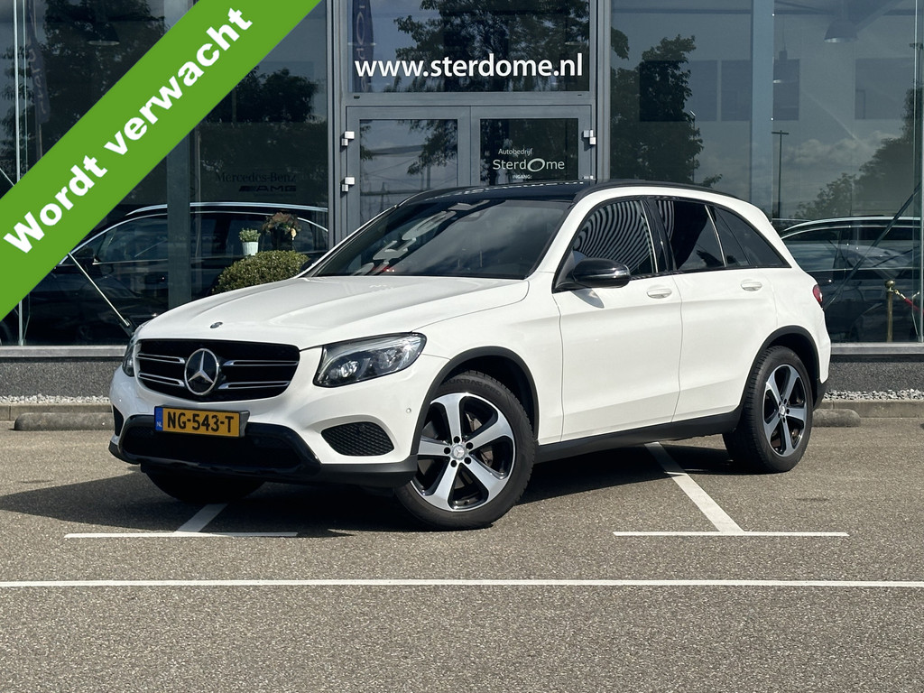Mercedes-Benz GLC 250 4MATIC Prestige l Panoramadak l Elektrische Trekhaak l Distronic plus l Stoelverwarming l Camera l 55070939-0.jpg | Sterdome B.V.