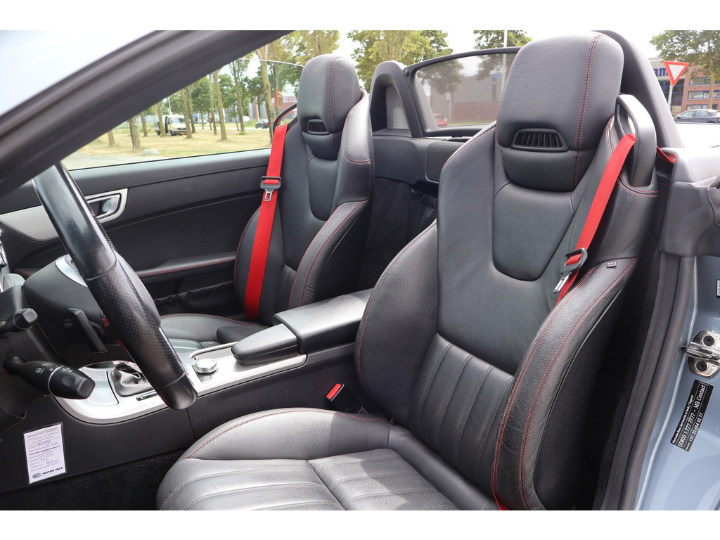 Mercedes-Benz SLK 200 AMG Line I Airscarf I Stoelverwarming I Automaat I Led-dagrijlicht I Lederen bekleding I 55355519-1.jpg | Sterdome B.V.