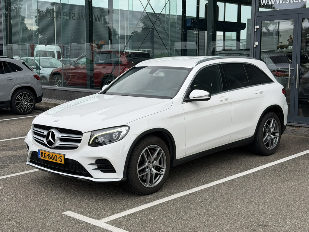 Mercedes-Benz GLC 250 4MATIC AMG Line I Camera I Stoelverwarming I Lederen bekleding I Tempomaat I Navigatie I Airco I 56082136-2.jpg | Sterdome B.V.