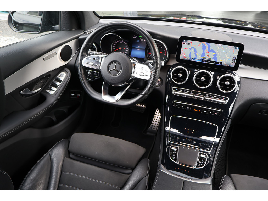 Mercedes-Benz GLC 200 4MATIC Business Solution AMG l MBUX l Camera l DISTRONIC PRO l Night pakket l Elektrische bedienbare achterklep l LED l 56814332-1.jpg | Sterdome B.V.