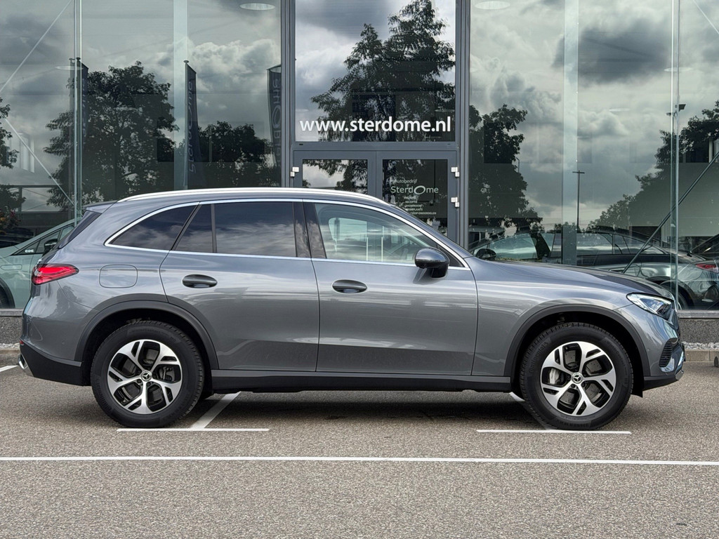 Mercedes-Benz GLC 300e 4MATIC Business Line l MBUX l LED l Wegklapbare trekhaak l Sfeerverlichting l Memory l Elektr. bedienbare achterklep l 360 gr Camera l Airconditioning l Stoelverwarming l Spiegel pakket l 57003901-2.jpg | Sterdome B.V.