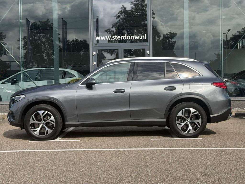 Mercedes-Benz GLC 300e 4MATIC Business Line l MBUX l LED l Wegklapbare trekhaak l Sfeerverlichting l Memory l Elektr. bedienbare achterklep l 360 gr Camera l Airconditioning l Stoelverwarming l Spiegel pakket l 57003901-3.jpg | Sterdome B.V.