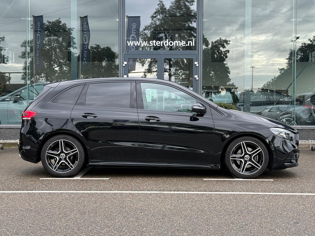 Mercedes-Benz B-Klasse 180 Business Solution AMG l Trekhaak l MBUX l Stoelverwarming l Virtual Cockpit l Smartphone Integratie l Spiegel pakket l LED High Performance l Airconditioning THERMOTRONIC l Night pakket l 57010644-2.jpg | Sterdome B.V.