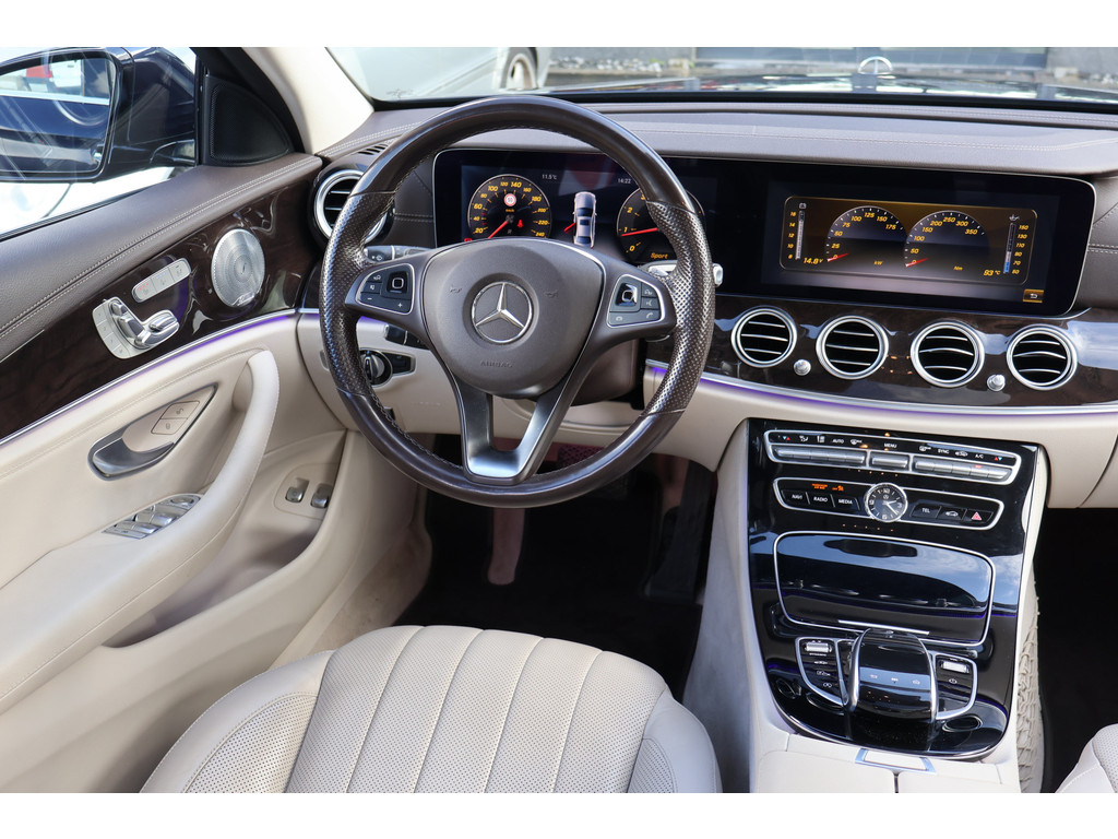 Mercedes-Benz E-Klasse 200 Prestige Plus I Airmatic / Luchtvering I 360 camera I Head-up I Beige lederen bekleding I Panoramadak I Burmester I Stoelverwarming/ventilatie voor I 57291637-1.jpg | Sterdome B.V.